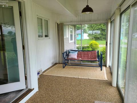 945 Hickory Dr, Huron, OH 44839 photo 19