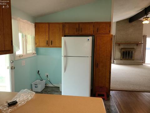 945 Hickory Dr, Huron, OH 44839 photo 17