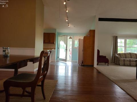 945 Hickory Dr, Huron, OH 44839 photo 14