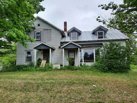 3995 Walnut Rd, Willard, OH 44890 photo 1