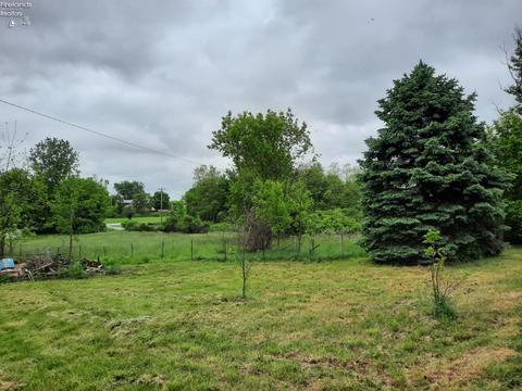 3995 Walnut Rd, Willard, OH 44890 photo 12