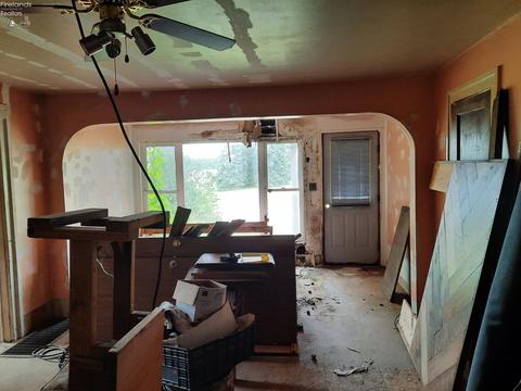 3995 Walnut Rd, Willard, OH 44890 photo 3