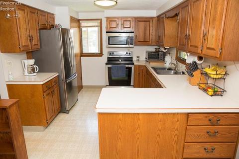 1204 Riverside Dr, Huron, OH 44839 photo 11