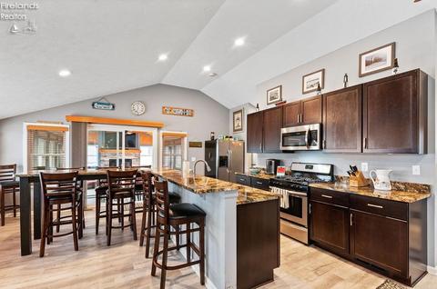 513 Uncas, Huron, OH 44839 photo 7