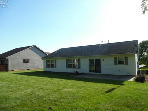 917 Armstrong St, Willard, OH 44890 photo 2