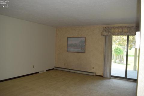 3210 Fox Rd, Sandusky, OH 44870 photo 8