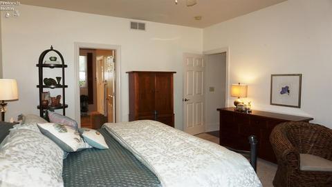 608 Loon Ln, Huron, OH 44839 photo 9