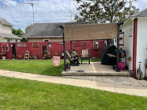 604 Clark St, Willard, OH 44890 photo 6