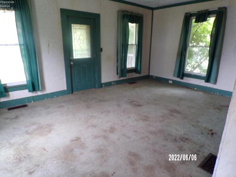 653 Vine, Clyde, OH 43410 photo 4