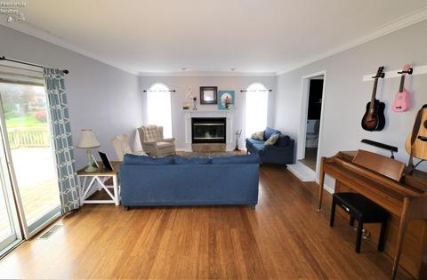 402 Windsor, Huron, OH 44839 photo 17