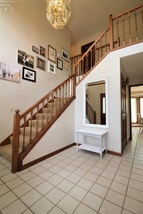 402 Windsor, Huron, OH 44839 photo 3