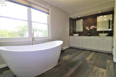 402 Windsor, Huron, OH 44839 photo 22
