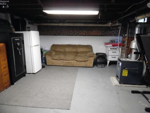 503 Maplewood St, Willard, OH 44890 photo 22