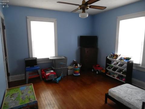 503 Maplewood St, Willard, OH 44890 photo 14