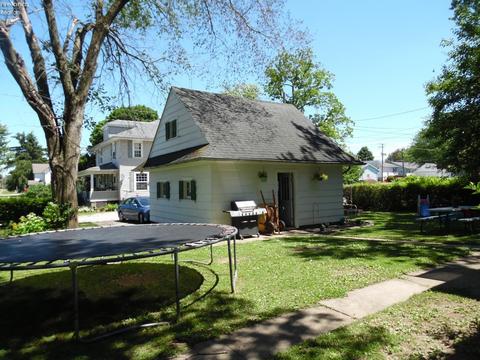 503 Maplewood St, Willard, OH 44890 photo 4