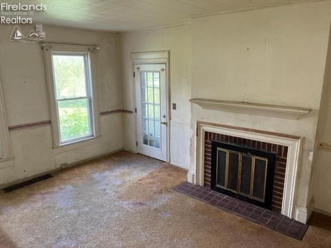 41 Townsend St, Wakeman, OH 44889 photo 4