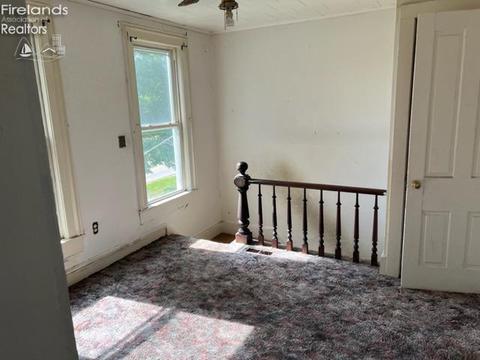 41 Townsend St, Wakeman, OH 44889 photo 9