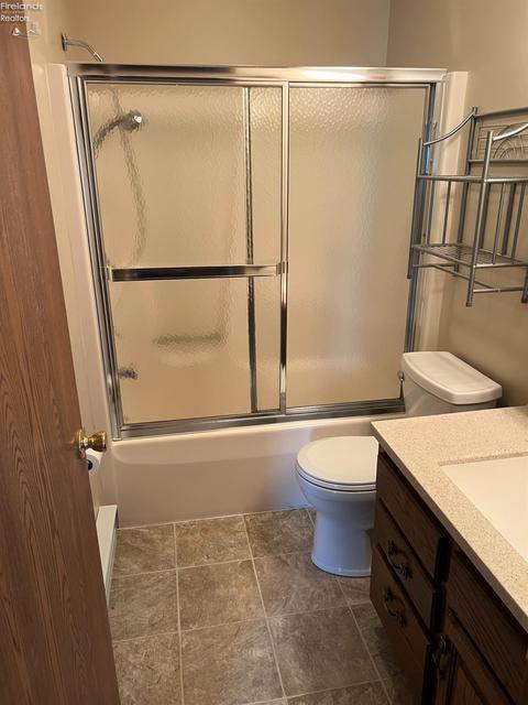 263 Hickory St, Clyde, OH 43410 photo 5