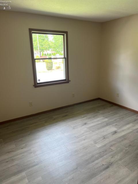 263 Hickory St, Clyde, OH 43410 photo 7