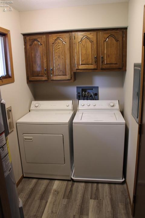263 Hickory St, Clyde, OH 43410 photo 6