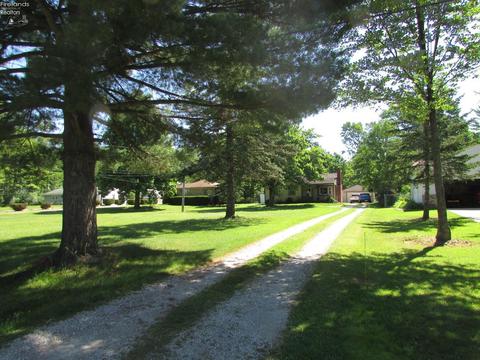 1237 Catherine, Brunswick, OH 44212 photo 3