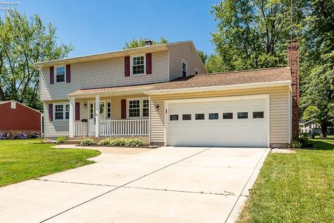 904 Salem Dr, Huron, OH 44839 photo 2