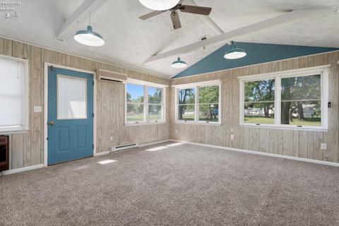 904 Salem Dr, Huron, OH 44839 photo 11