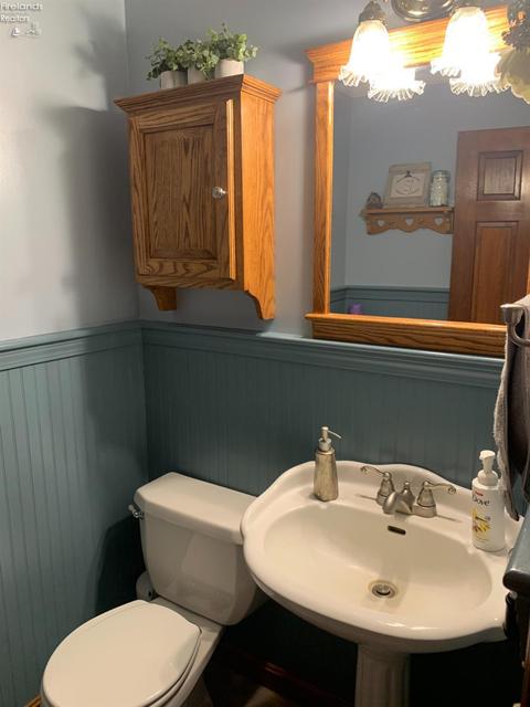 1668 Lyon Rd, Willard, OH 44890 photo 7
