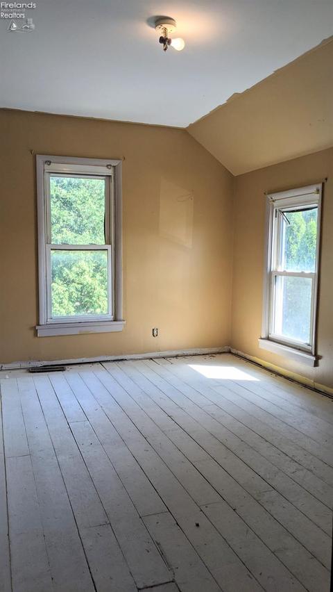 502 Tyler St, Huron, OH 44839 photo 11