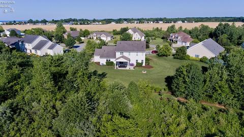 1030 Eagle Ridge Dr, Huron, OH 44839 photo 2