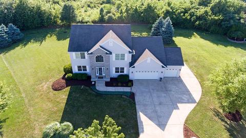 1030 Eagle Ridge Dr, Huron, OH 44839 photo 1