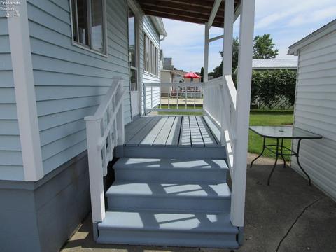 177 Nelson St, Clyde, OH 43410 photo 4
