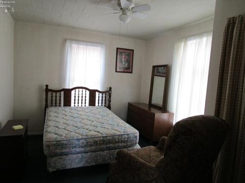 177 Nelson St, Clyde, OH 43410 photo 8