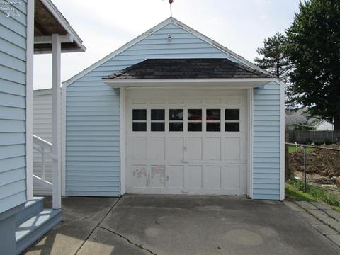 177 Nelson St, Clyde, OH 43410 photo 3
