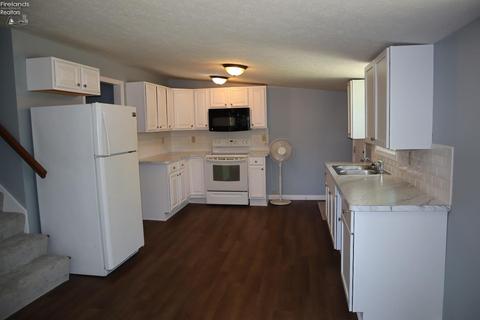 11 Pine St, Norwalk, OH 44857 photo 5