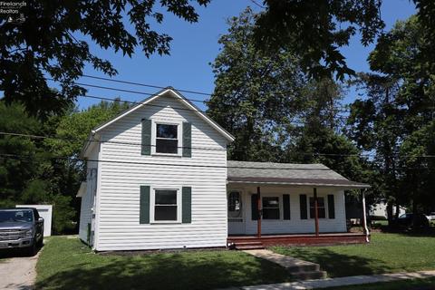 11 Pine St, Norwalk, OH 44857 photo 2