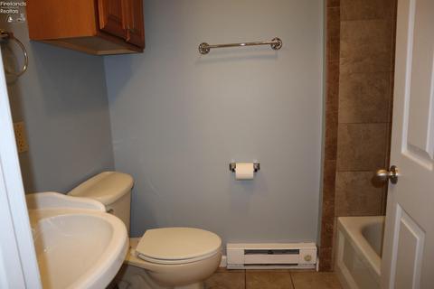 11 Pine St, Norwalk, OH 44857 photo 12