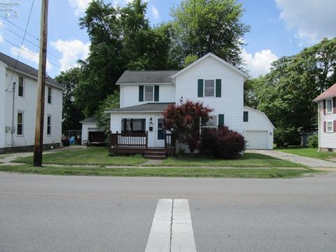 281 Spring St, Clyde, OH 43410 photo 1