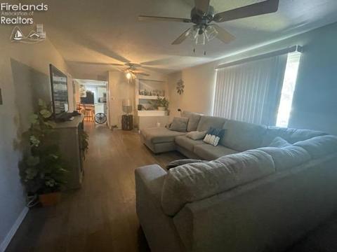 1211 Huron Avery Rd, Huron, OH 44839 photo 5