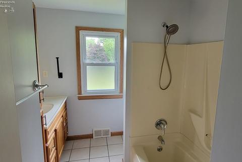 22 Elm St, Norwalk, OH 44857 photo 21