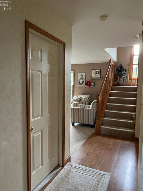 905 Glenview Dr, Huron, OH 44839 photo 3