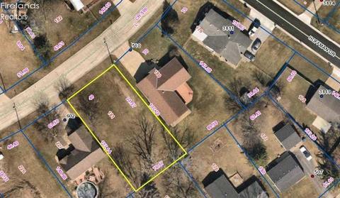 181 Dor Dr, Sandusky, OH 44870