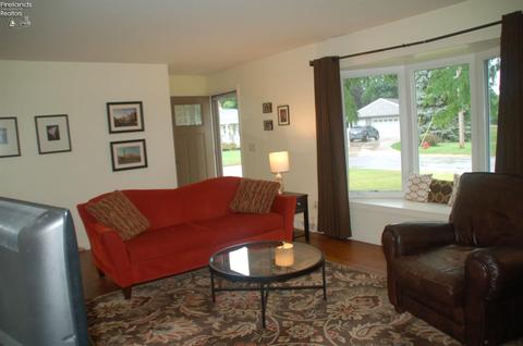 540 Washington Ave, Huron, OH 44839 photo 9