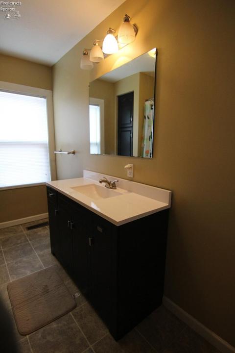 118 E Forest St, Clyde, OH 43410 photo 16