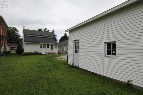 118 E Forest St, Clyde, OH 43410 photo 7