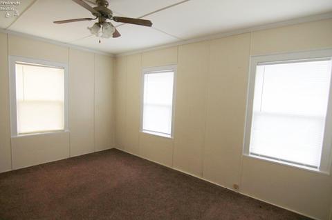 118 E Forest St, Clyde, OH 43410 photo 15