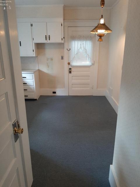 141 Robert Ave, Bellevue, OH 44811 photo 15