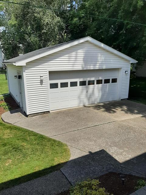 141 Robert Ave, Bellevue, OH 44811 photo 25