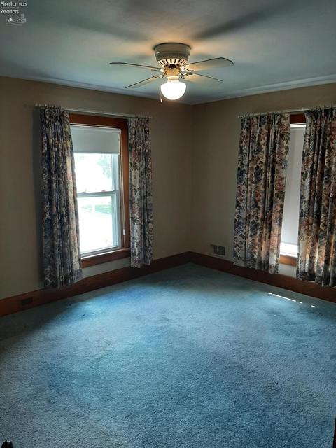 141 Robert Ave, Bellevue, OH 44811 photo 9