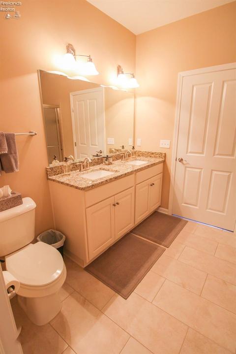 4022 Coventry Ln, Huron, OH 44839 photo 22